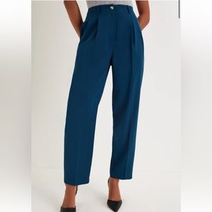 NWT Lulus Sophisticated Company Straight Leg Trouser